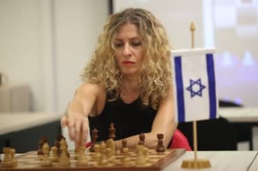 Chess Champion Moves to Israel and Finds a New Purpose