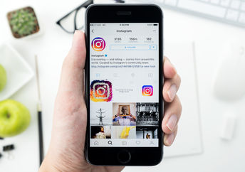 Instagram wants you to know that you are not alone (ArthurStock / Shutterstock.com)