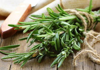 Fresh rosemary has many benefits.