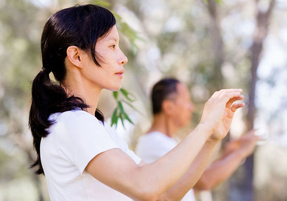 How to Practice Tai Chi: 4 Poses to Get You Started - The New York Times