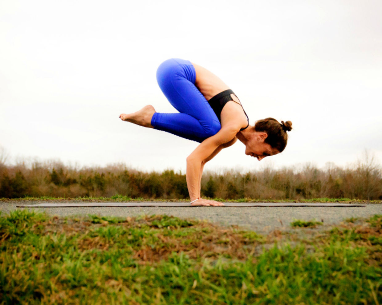 9 Yoga asanas for a perfect morning stretch! - ShwetYoga