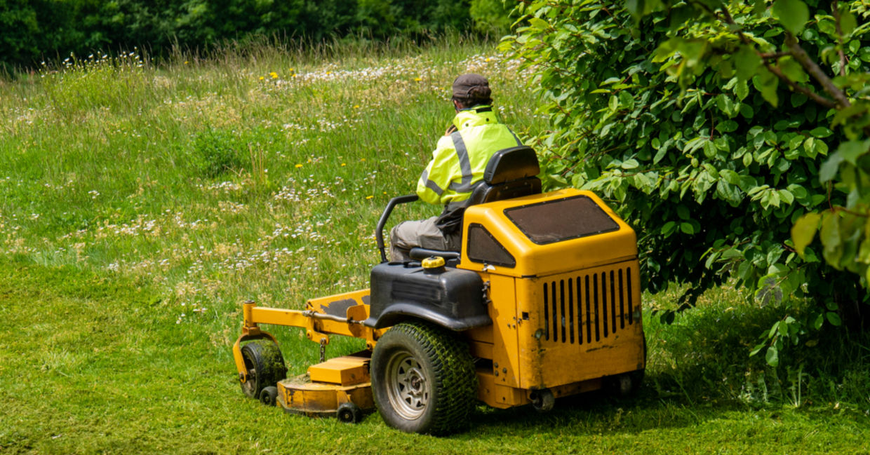 Volunteer Mower Crews Compete to Beautify Detroit - Goodnet