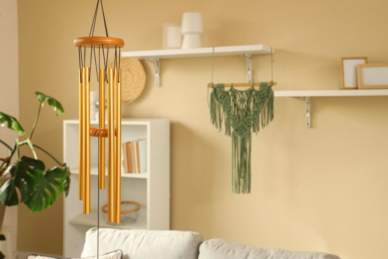 Wndchimes can be use indoors or out.